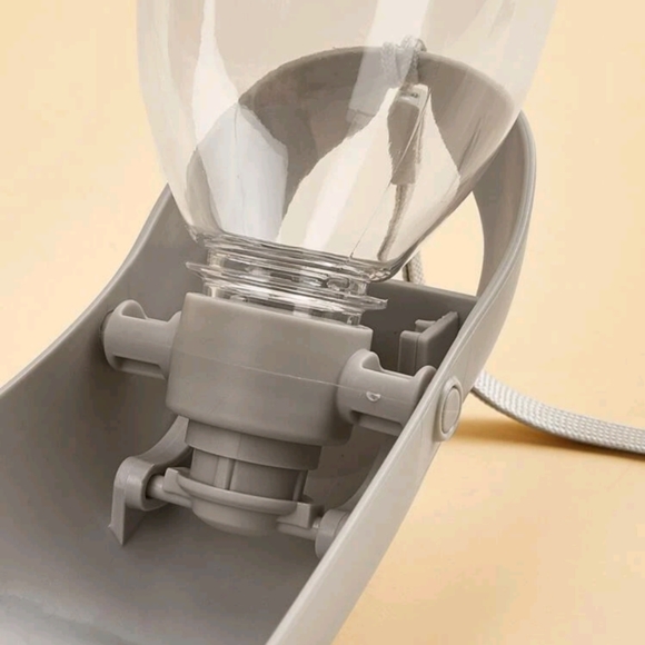 🎉3 for 5$ Dog Portable Water Dispenser - Picture 3 of 3